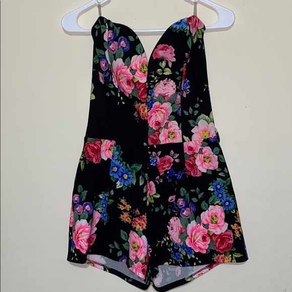 Dresses & Skirts - Floral tube romper